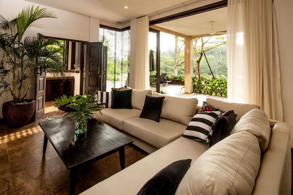 Naga Putih Ubud